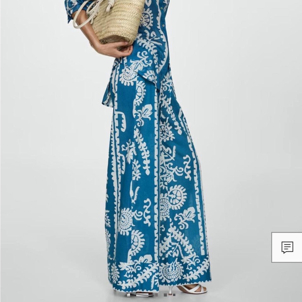 Blue & White Printed Wide Leg Pants - Picture 4 of 8